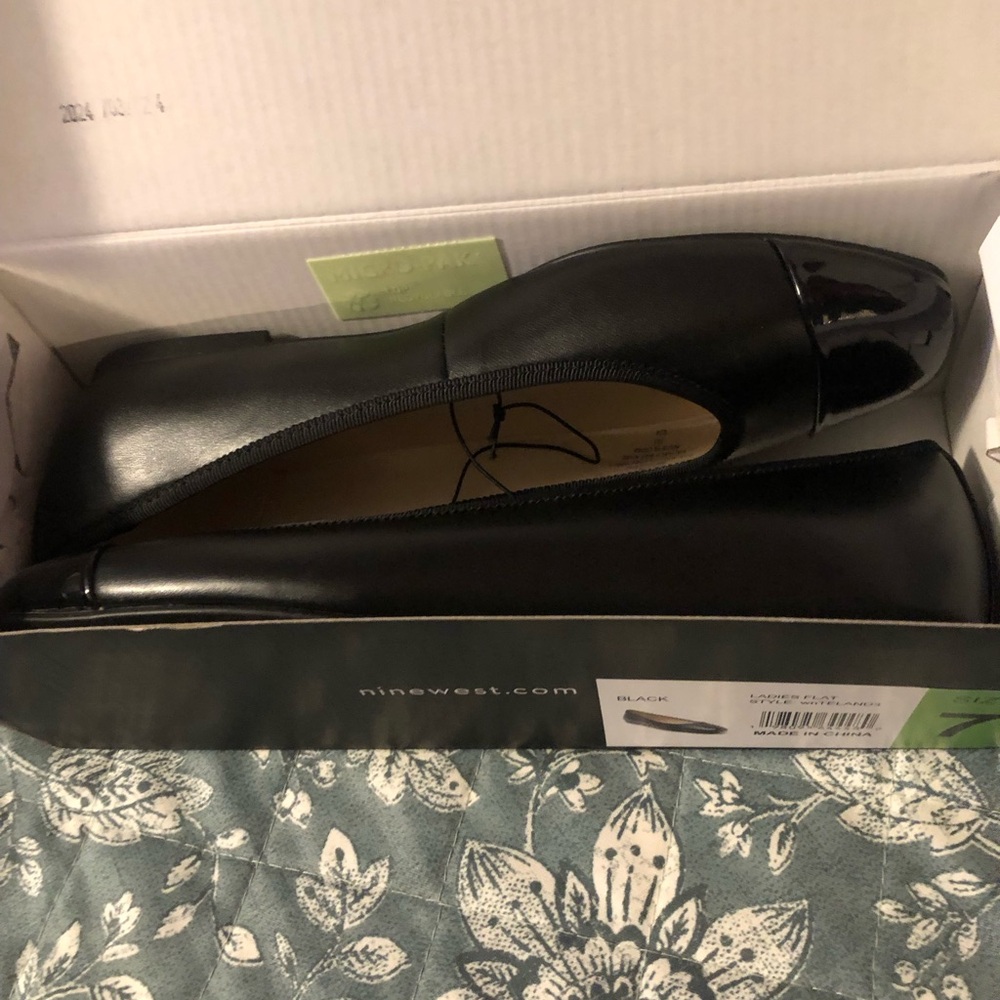 NIB Ladies Nine West TELAND3 CapToe Ballet Flats - Picture 4 of 6